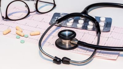 Prisión Preventiva para el Médico por Defraudación de Licencias Médicas - Doctor chileno enfrenta prisión por millonario fraude en licencias