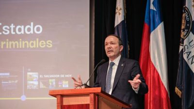 Receta Salvadoreña para el Control de Cárceles en Chile - Estrategias de El Salvador para Reformar su Sistema Penitenciario