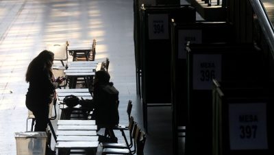 Suspensión de Clases en los Colegios tras las Elecciones en Chile - Más de 500 colegios sin clases tras elecciones en Chile