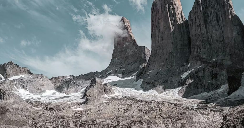 Tragedia en Torres del Paine y Evacuación de los Cuerpos - Tragedia en Torres del Paine: Desafíos en el Rescate de Víctimas