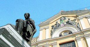 Acreditación de la Universidad de Chile en el Nivel de Excelencia - Universidad de Chile celebra acreditación de excelencia por 7 años