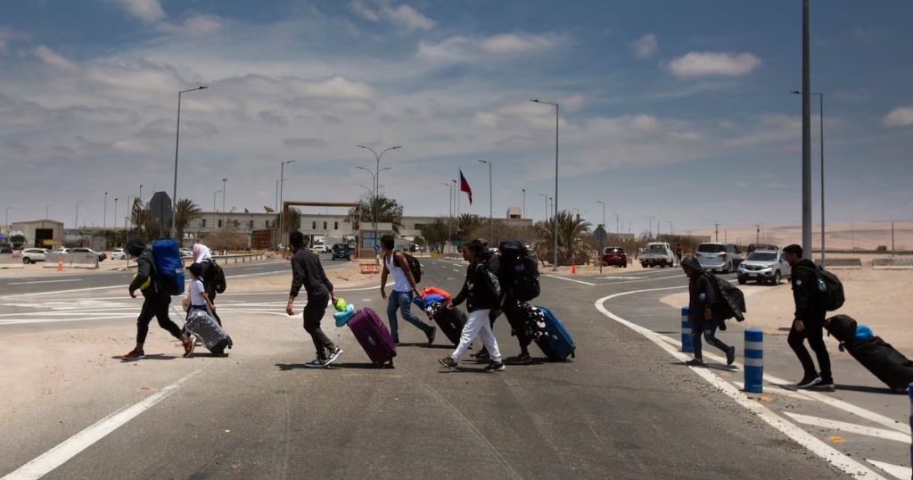 Descontrol en la Frontera entre Chile y Perú Debido a Migrantes Irregulares - Crisis Migratoria en la Frontera de Chile y Perú: Retos y Soluciones