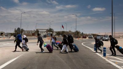 Descontrol en la Frontera entre Chile y Perú Debido a Migrantes Irregulares - Crisis Migratoria en la Frontera de Chile y Perú: Retos y Soluciones