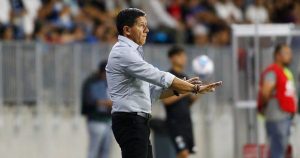 Despedido por Correo Electrónico Jaime Vera, de Deportes Puerto Montt - Jaime Vera deja Deportes Puerto Montt tras histórico ascenso