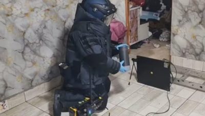 Detención de una Mujer con Dinamita en la Legua, San Joaquín - Detención en La Legua: Mujer Capturada con Dinamita y Drogas.