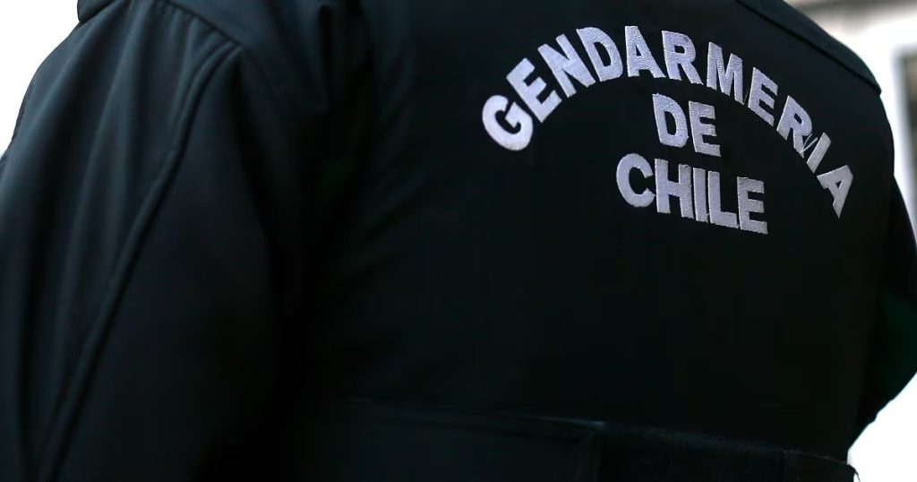 Encuentro del Cuerpo de Funcionarios de Gendarmería en Tocopilla - Desaparece gendarme premiado en trágico incidente en el mar.