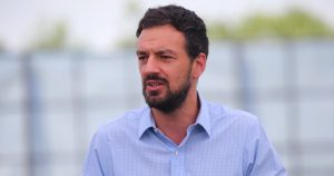 Estado de Salud del Alcalde Tomás Vodanovic durante Su Hospitalización - Alcalde Vodanovic hospitalizado por grave infección de amígdalas.