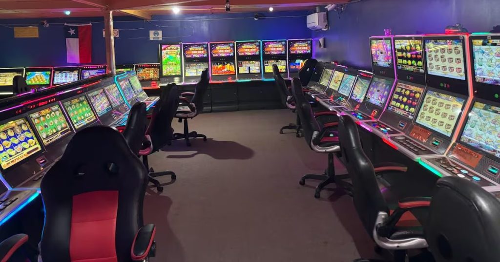 Incautación de Máquinas de Juego y Detención de Ciudadanos Chinos en Lautaro - Operación en Lautaro: 205 máquinas de juego ilegales incautadas