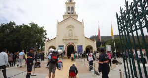 Peregrinación Masiva a lo Vásquez con Más de 1,3 Millones de Asistentes - Inédita peregrinación a Lo Vásquez reúne a 1,3 millones de fieles.